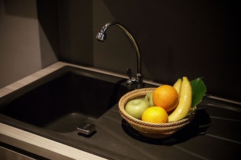 ae lana chiang mai hotel