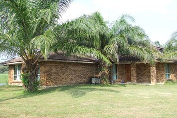 Sawang Resort Golf Club And Hotel,Ban Laem>>Amphawa,4 star