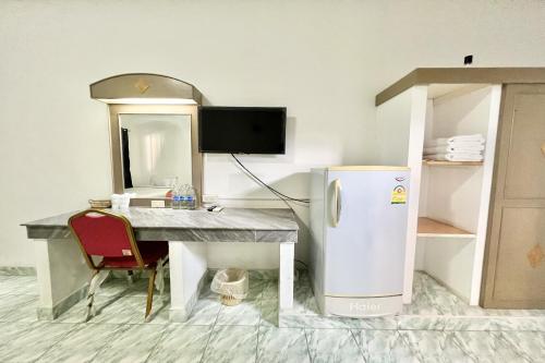 paradise resort buriram