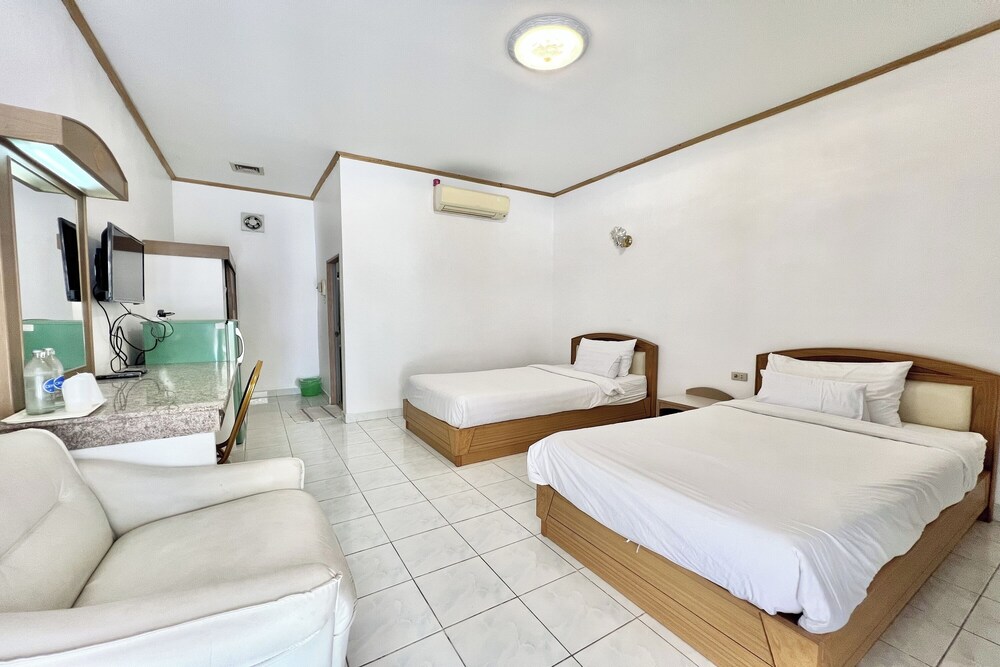 paradise resort buriram