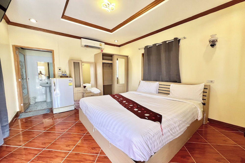 paradise resort buriram