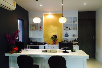 Coco Beach Resort Bangsaen,Chonburi>>Chon Buri,3 star