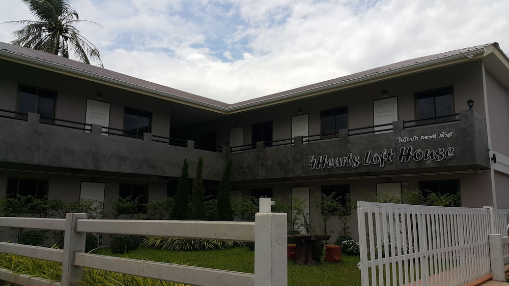 4hearts loft house