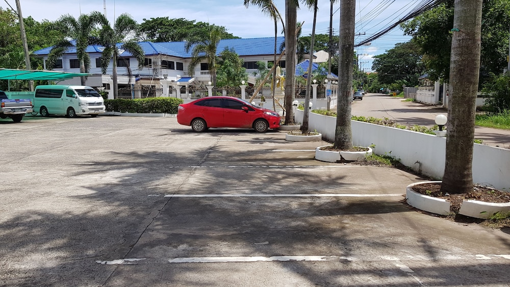 bt grand condotel