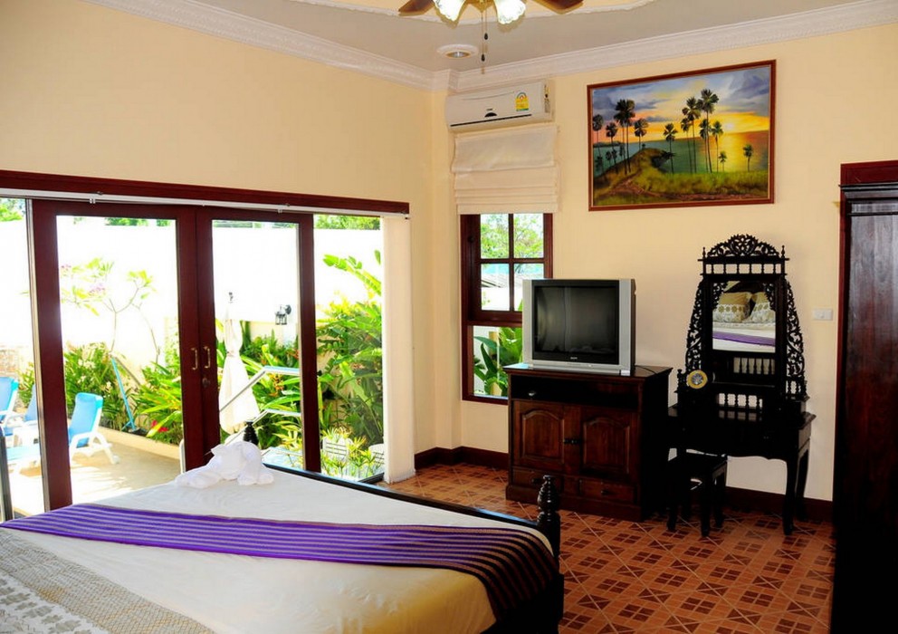 majestic villas phuket