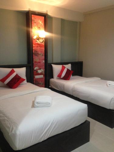 we world boutique hatyai