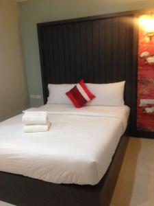 we world boutique hatyai