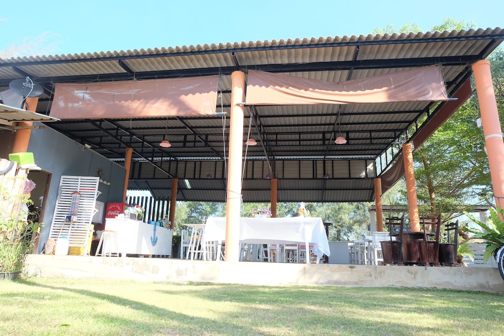 pranburi delight resort