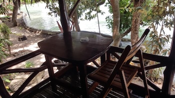 sabai corner bungalows