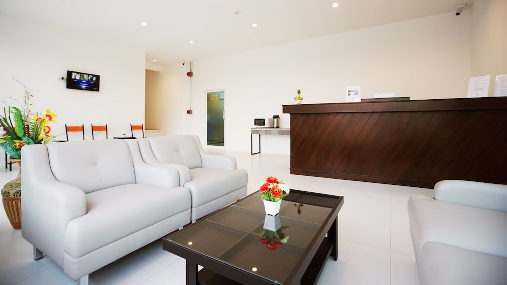 b2 korat boutique and budget hotel