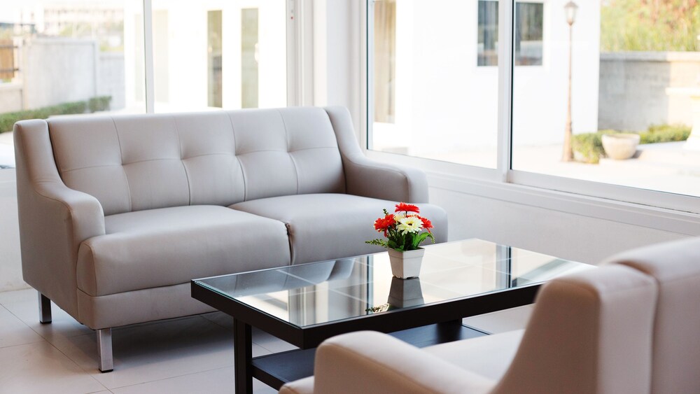 b2 korat boutique and budget hotel