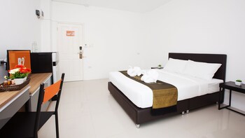 b2 korat boutique and budget hotel