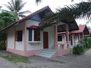 chill beach resort