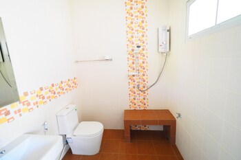 baan suan resort juree punsuk