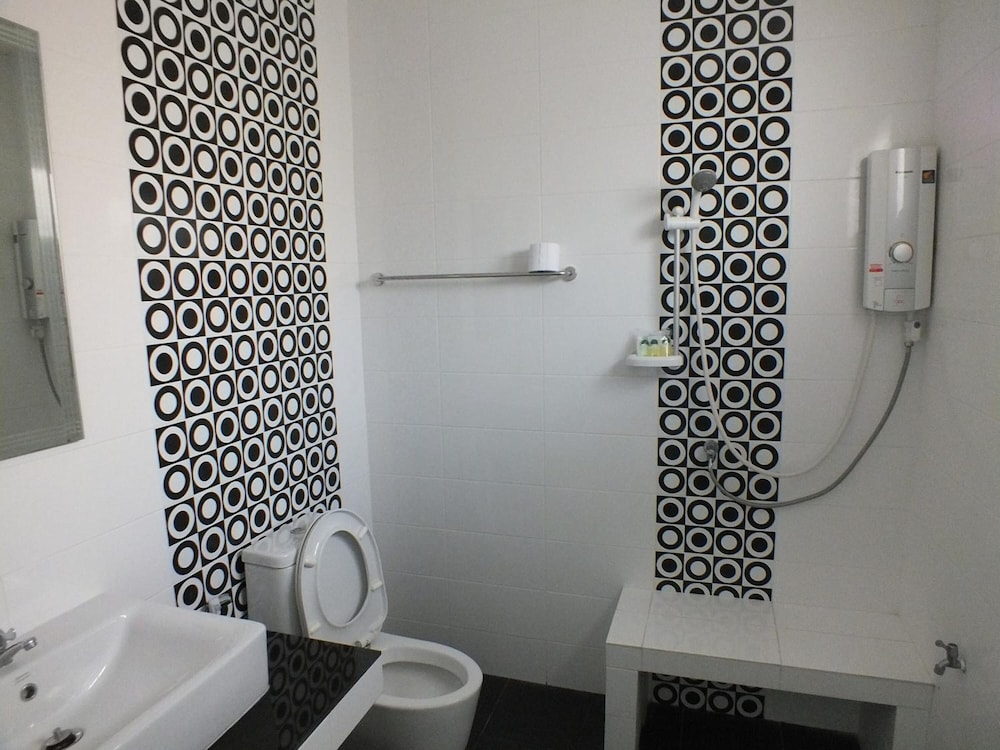 baan suan resort juree punsuk