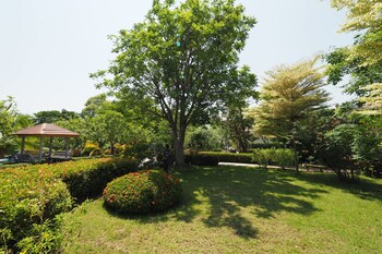 baan suan resort juree punsuk