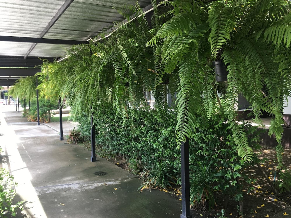 baan suan resort juree punsuk