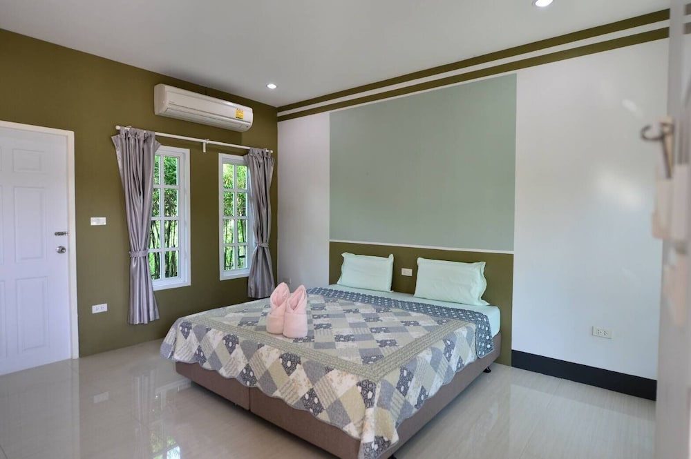 baan suan resort juree punsuk