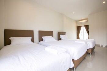 j house phetchaburi