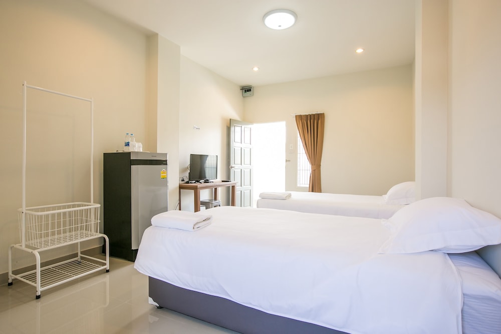 j house phetchaburi