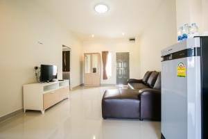 J-House Phetchaburi,Cha-Am>>Amphawa,3 star