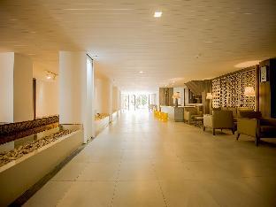 b2 riverside premier resort