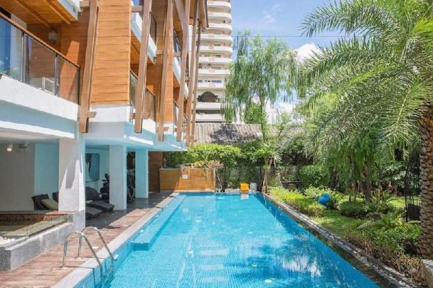 b2 riverside premier resort