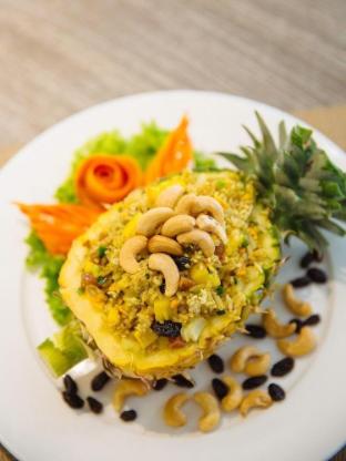 b2 riverside premier resort