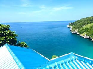 yellow house koh sichang