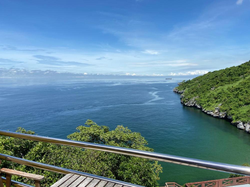 yellow house koh sichang