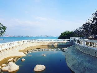 yellow house koh sichang