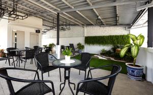 le bonheur poshtel hostel