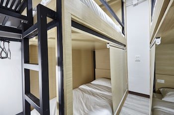 le bonheur poshtel hostel
