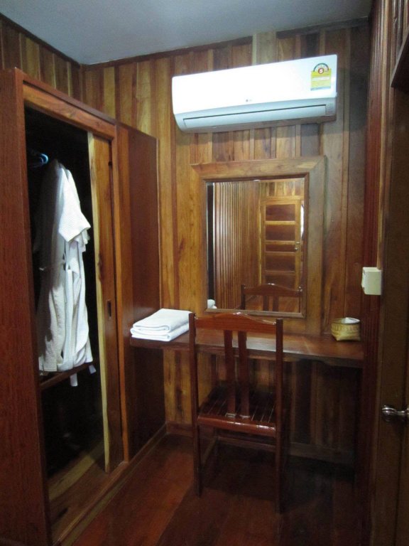 Pialo Resort,Nong Bua Lamphu Province>>Na Klang,3 star