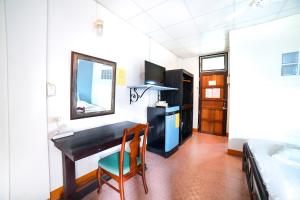 Pakdee House,Udon Thani>>Mak Khaeng,2.5 star