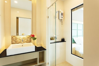 green point residence hotel