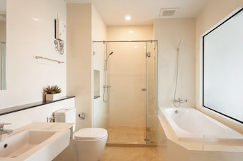 green point residence hotel