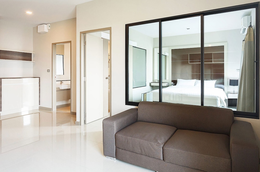 green point residence hotel