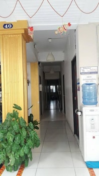 md rose apartment