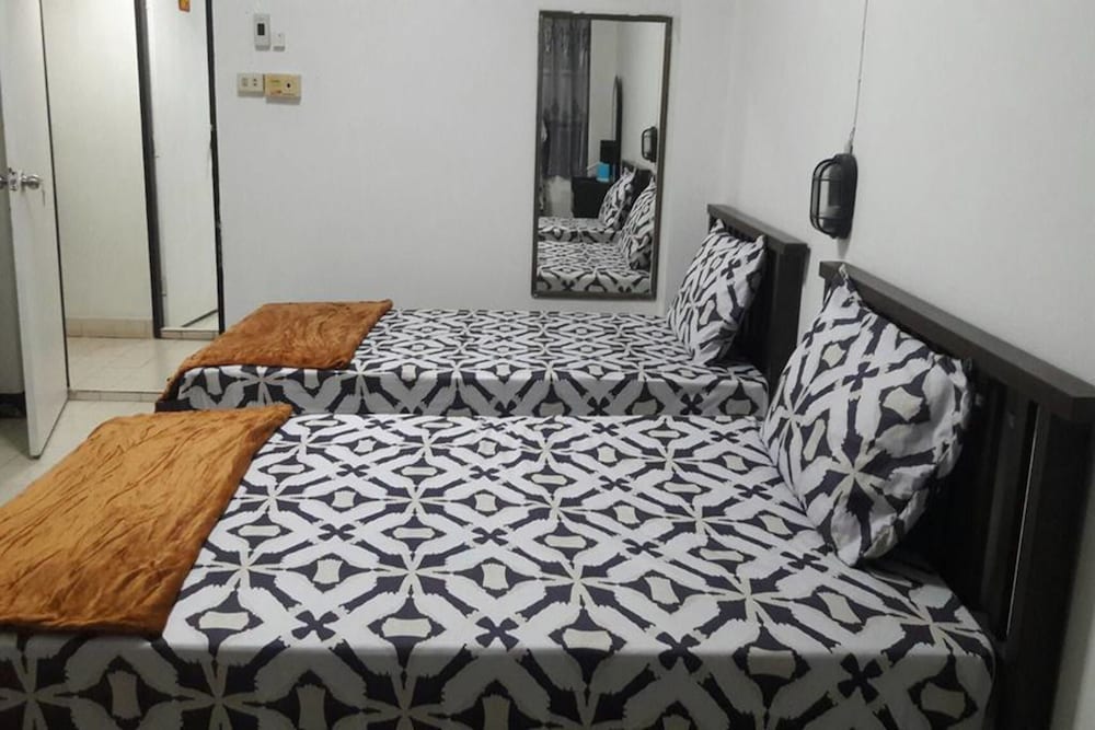 md rose apartment