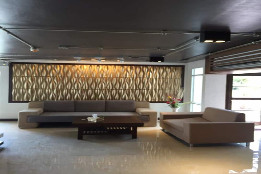 leelawadee resotel raminthra 23