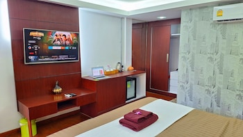 alpha gay resort adults only