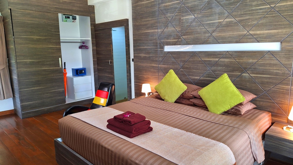 alpha gay resort adults only