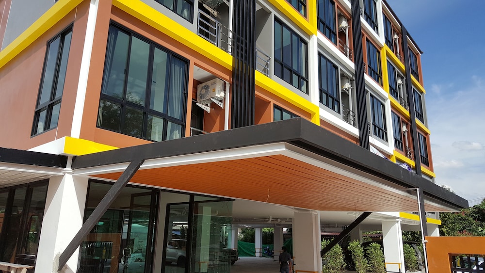 The All 24 Luxury Residence,Min Buri>>Bangkok,3 star