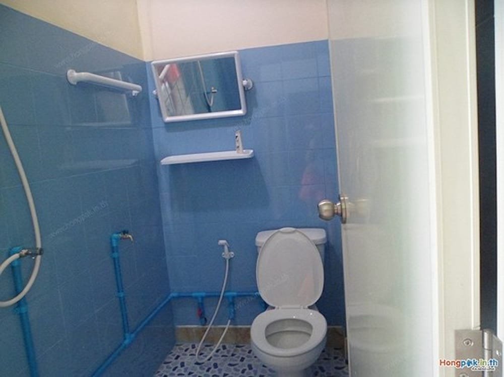 saeng chan apartment