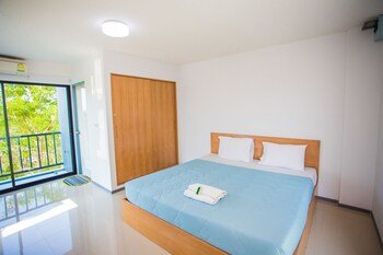 Promsook Apartment,Chon Buri>>Ang Sila,3 star