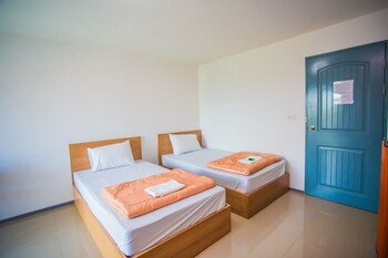 Promsook Apartment,Chon Buri>>Ang Sila,3 star