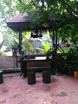 rueanphen homestay