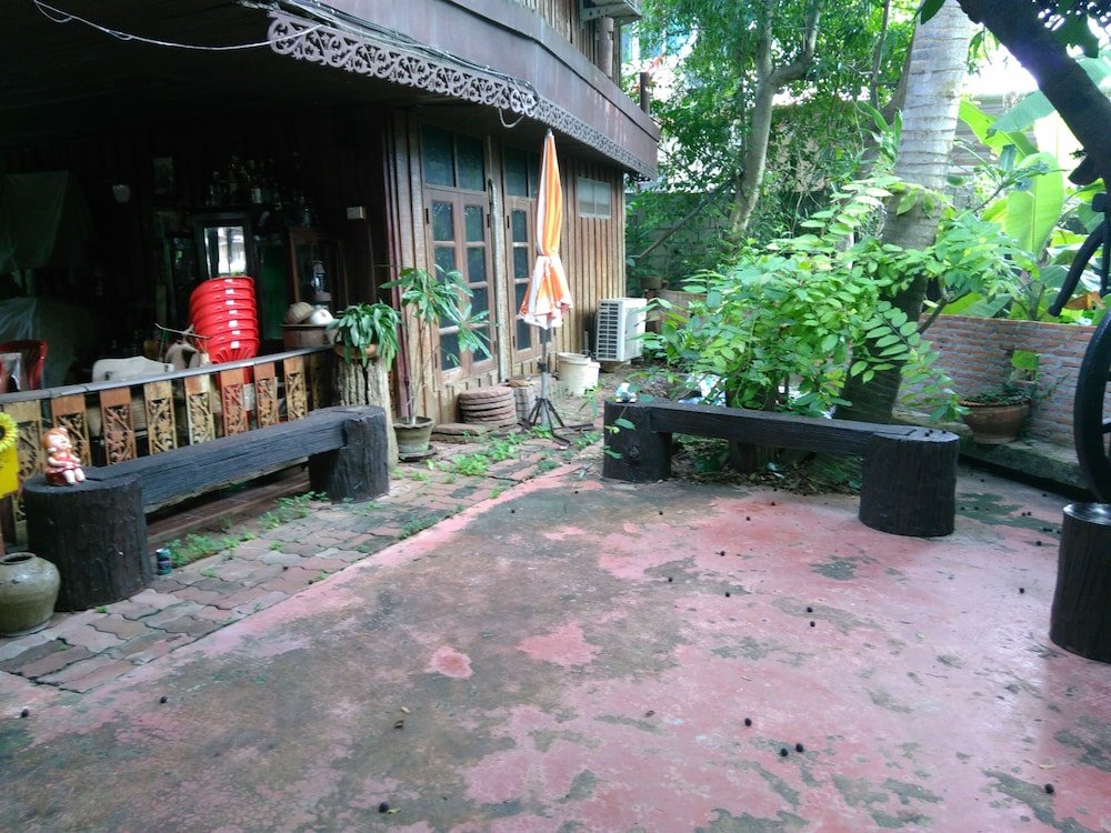 rueanphen homestay