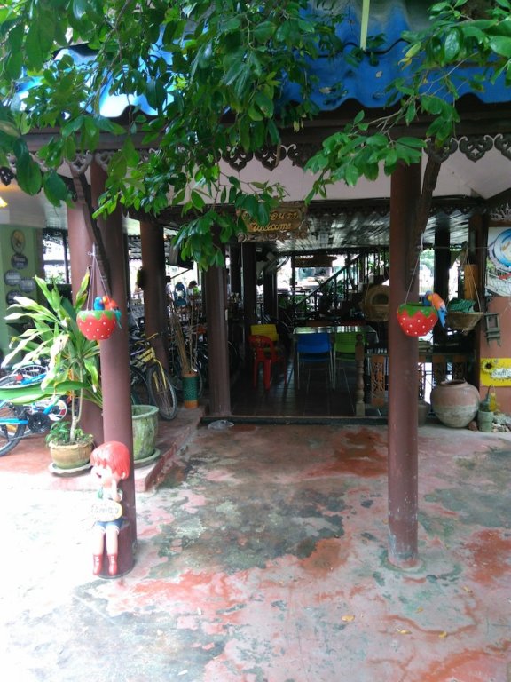 rueanphen homestay